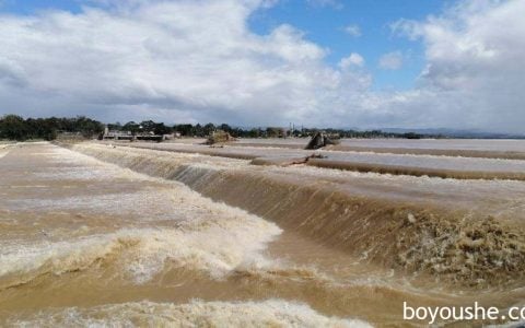 菲律宾2水坝泄洪，102村庄被淹